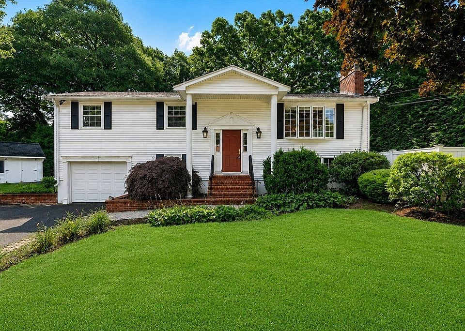 1st image of 114 Albemarle Rd
