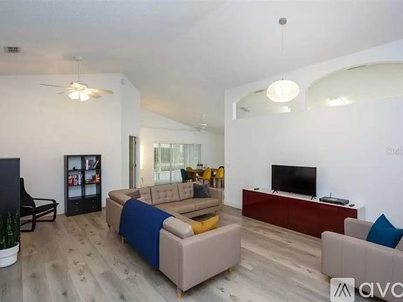 3rd image of 3615 Westerham Dr