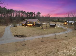 2255 Mount Olive Church Rd, Newton, NC 28658