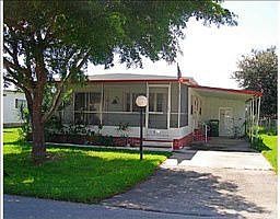 5th image of 21630 NW 7th Ct