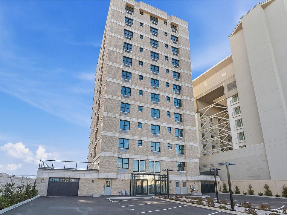 1st image of 50 W Broadway #1101