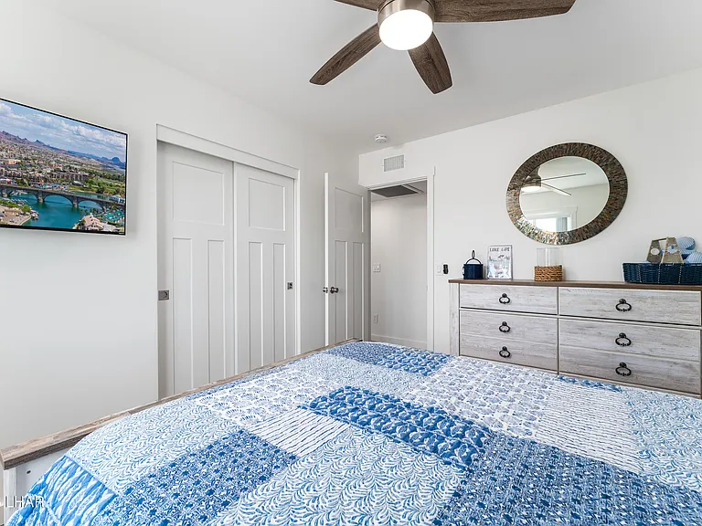 2345 Palo Verde Blvd N — Photo 32
