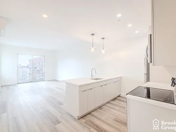 101-19 Rockaway Beach Blvd #3R