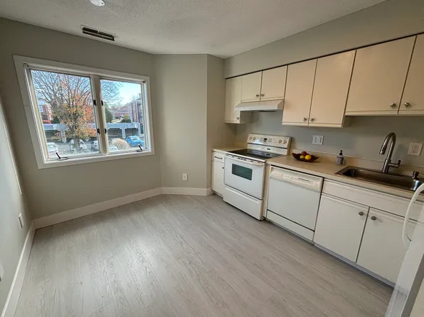 1410 Whitney Ave APT F3, Hamden, CT 06517