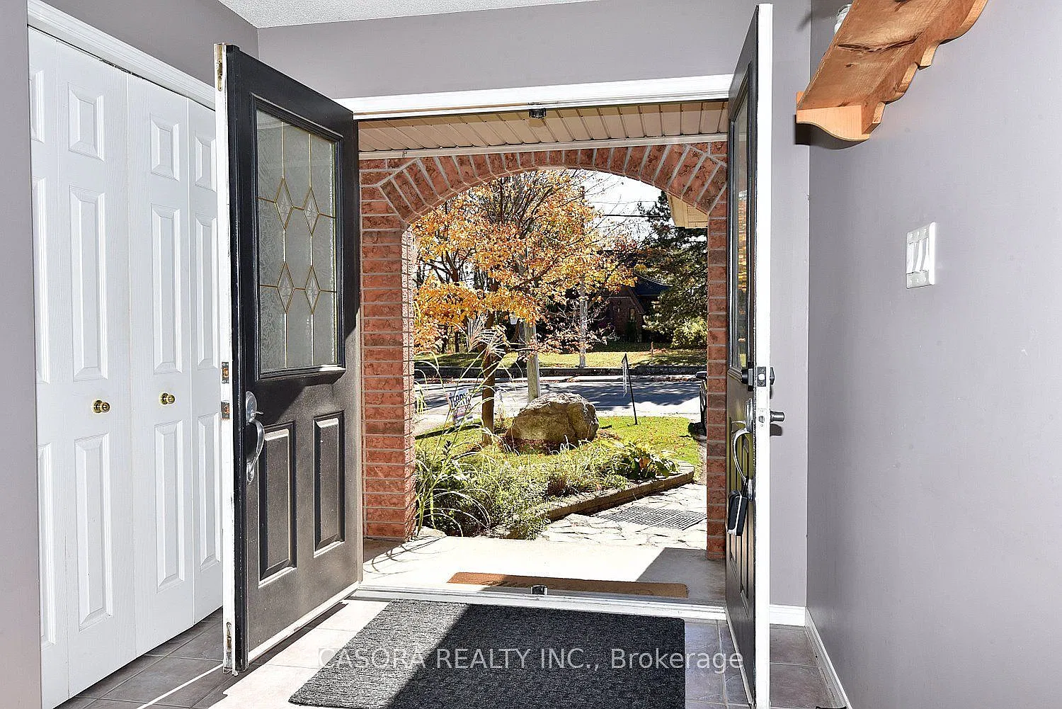 4 bed, $3,750 — Photo 3