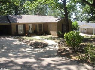 3 Nob Hill Cv, Little Rock, AR 72205