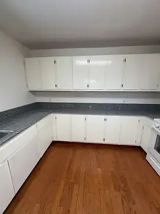 3 bed, 1040 sqft, $3,500 — Photo 4