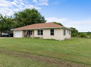 107 Southmayd Rd, Whitesboro, TX 76273