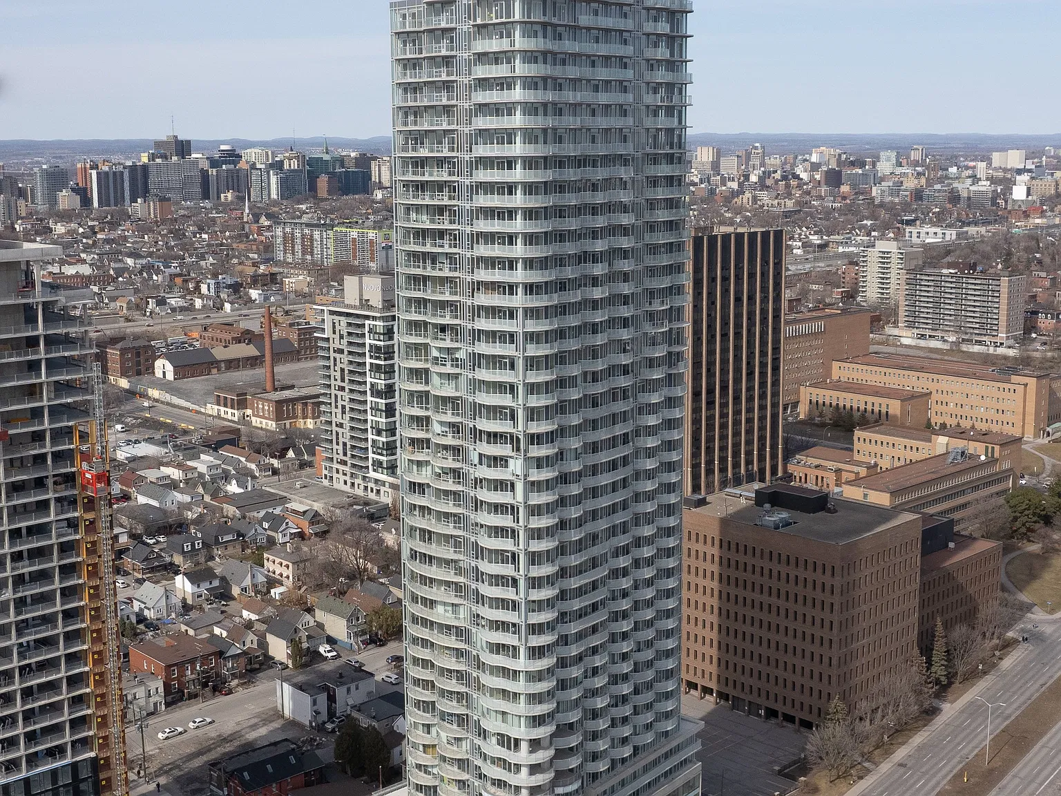 1 bed, $2,400 — Photo 1