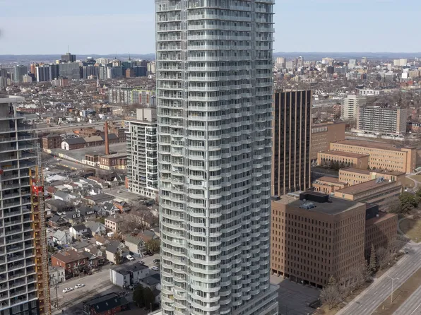 805 Carling Ave, Ottawa, ON