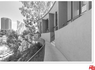 3625 Fredonia Dr APT 10, Los Angeles, CA 90068