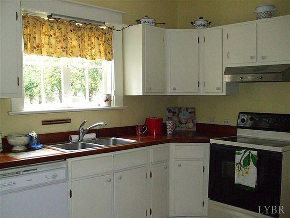 5th image of 1505 Somerset Dr