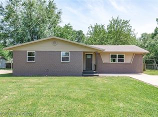 508 E Sarah Ave, Sallisaw, OK 74955