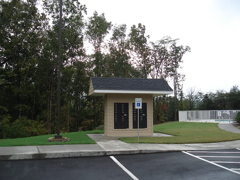 Hickory Ridge Apartments — Photo 8