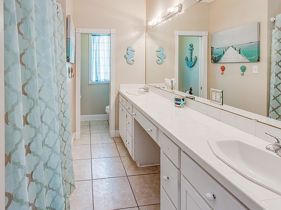 5th image of 1402 N Diamond Cir