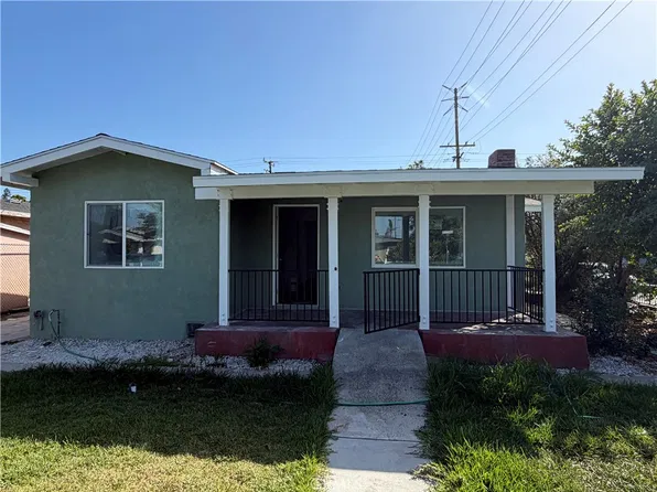 3700 E 55th St, Maywood, CA 90270