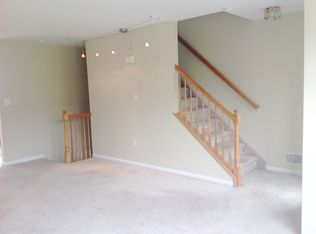 204 Hudson Ct, Hackettstown, NJ 07840
