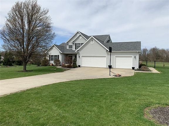 2nd image of 8350 W County Road 575 N