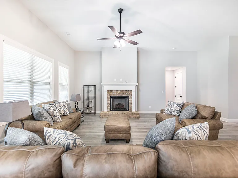 102 Copper John Ct — Photo 25
