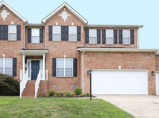 605 Blenheim Ct, Oak Ridge, NC 27310