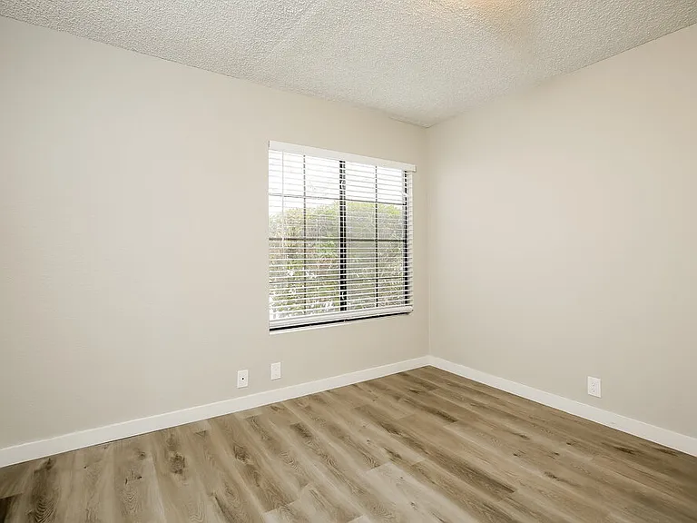3100 Centavo Dr — Photo 17
