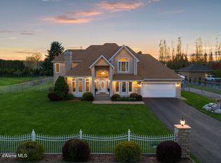 7255 N Colfax St, Dalton Gardens, ID 83815