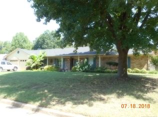 2712 Kingston St, Muskogee, OK 74403