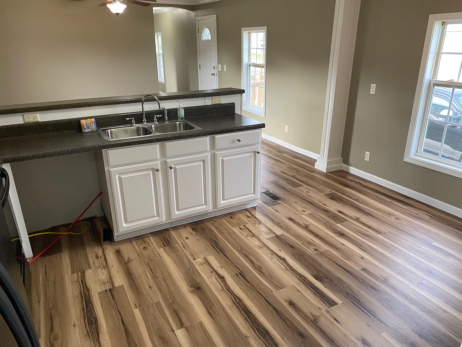 12926 Fairview Road — Photo 3