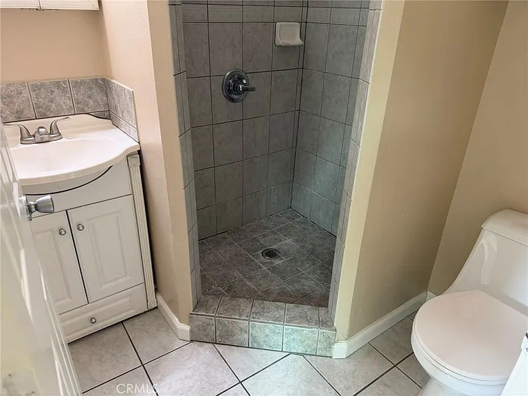 3082 Thurin Ave — Photo 20