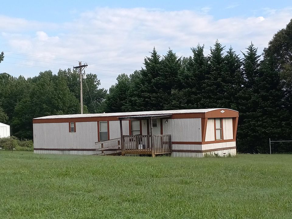 2nd image of 132 Gantt Rd #4