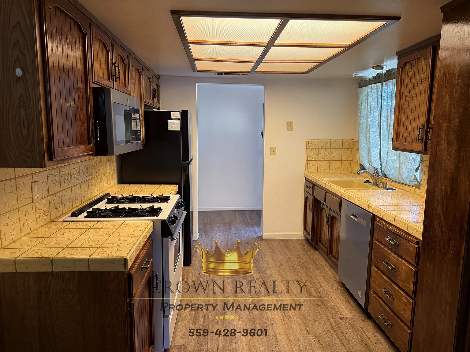 1622 South Bradley Street - 1 — Photo 3