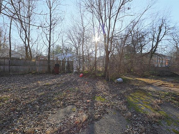 3rd image of 3588 Washington Ave