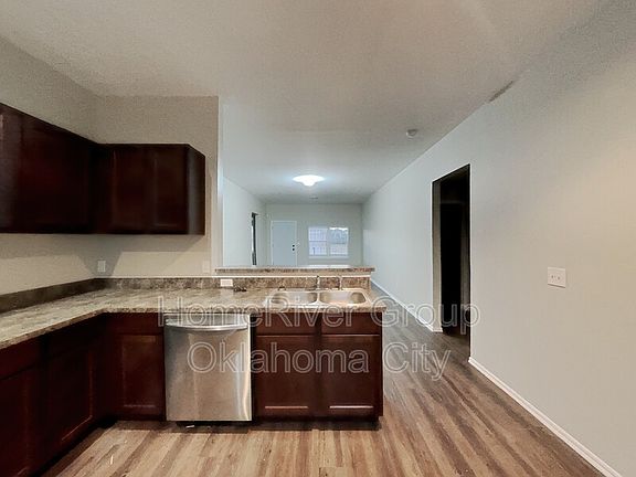 5th image of 13116 Beekman Dr