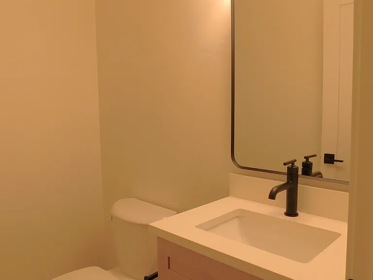 605 Holstein Way — Photo 10