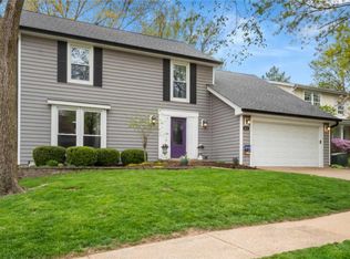 821 Pebblefield Ter, Ballwin, MO 63021