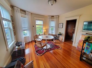 385 Pond Ave, Brookline, MA 02445