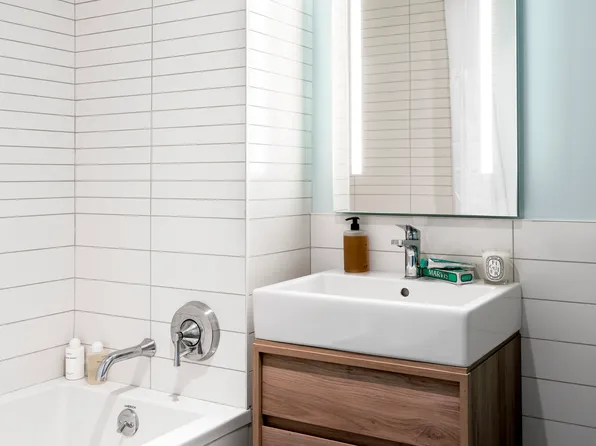 416 Kent Avenue image 7 of 24