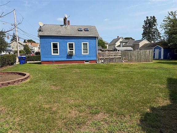 3rd image of 43 Appleton Ave