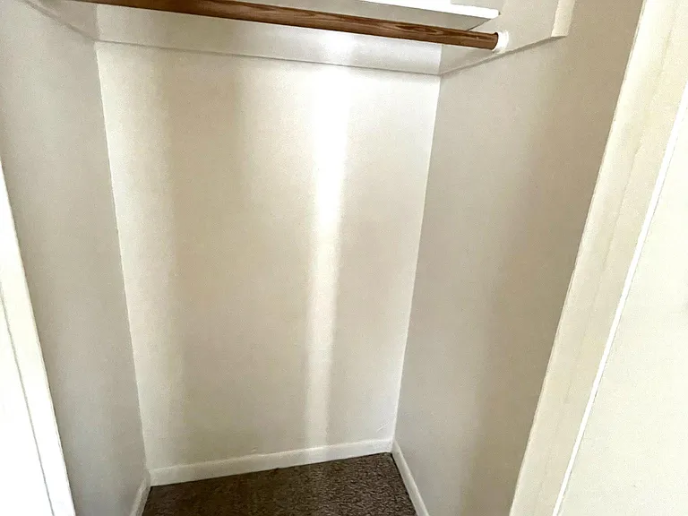 703 S Wilson Ave — Photo 8
