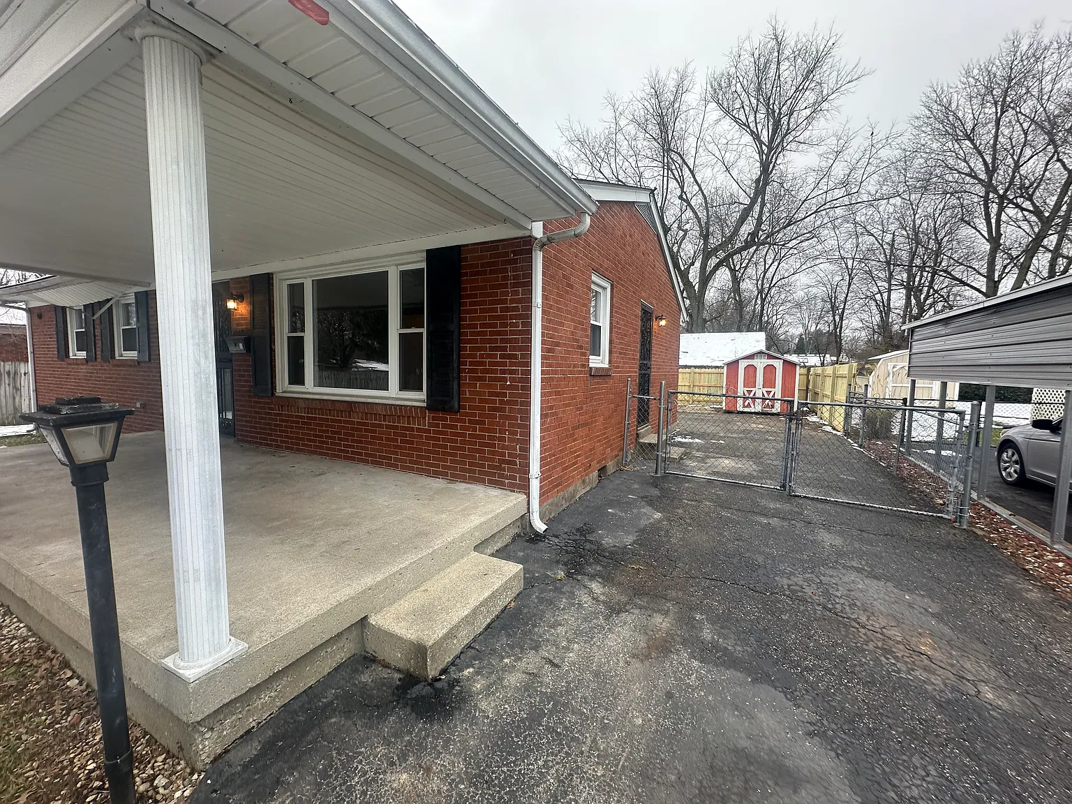 3 bed, 1000 sqft, $1,500 — Photo 3