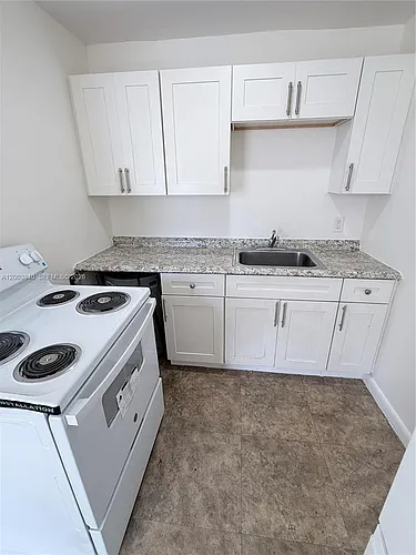 801 N H St #1 Photo 1
