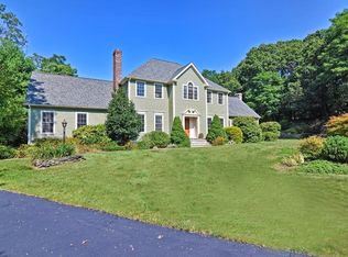 32 Rustwood Ln, North Attleboro, MA 02760