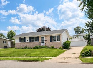 2565 23rd Ave, Marion, IA 52302