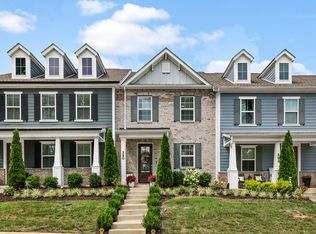 390 Hammock Ln, Spring Hill, TN 37174
