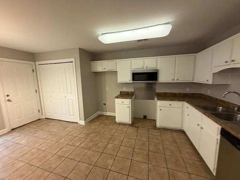8898 Rasco Hills Cv — Photo 5