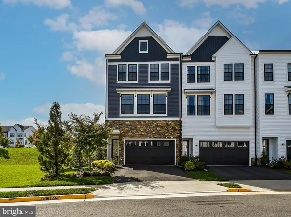 25433 Nichols Orchard Ter, Chantilly, VA 20152