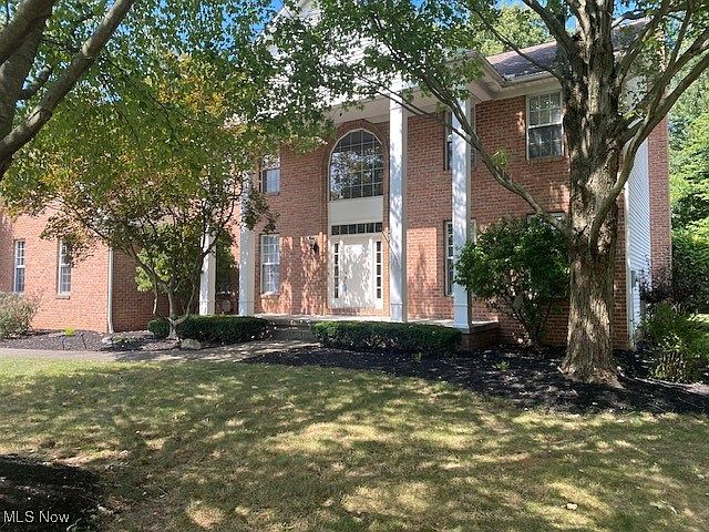 1st image of 5810 Rosewood Dr