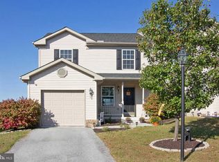 30 Galaxy Dr, Hanover, PA 17331