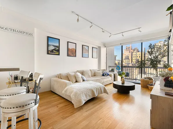 150 E 85th St APT 11E, New York, NY 10028