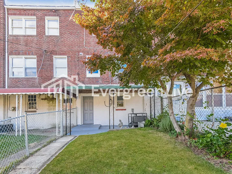 412 5th Ave — Photo 15